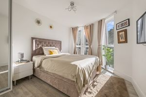 Photo 13- click for photo gallery